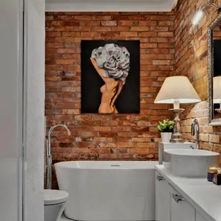 Luxury In Center Town! Poznan